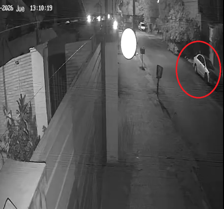 Joven madre fue víctima del robo de su automóvil en Villa Aurelia