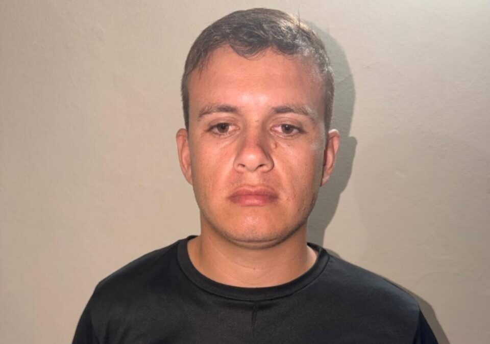 “Narco-Lince”: cae joven policía que proveía drogas a microtraficantes