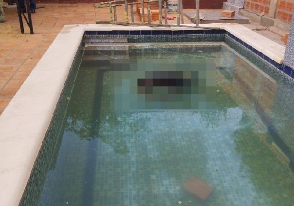 Albañil falleció tras caer a una piscina en Mariano Roque Alonso