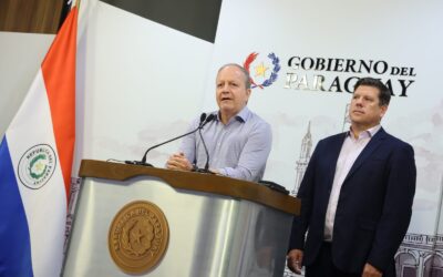 Anuncian paquete de reformas sin subir impuestos para hacer frente a “una economía de guerra”