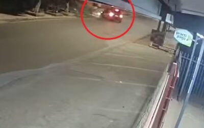 Un comisario atropelló a dos motociclistas y huyó del lugar sin asistir a las víctimas