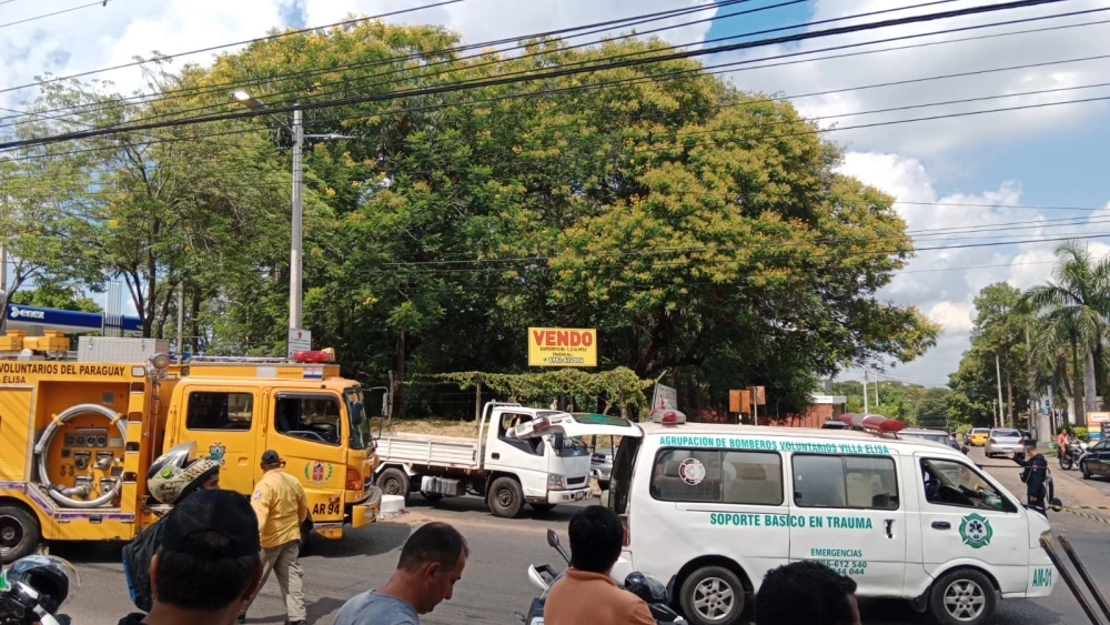 Agente de la Policía Nacional falleció arrollada por un ómnibus en Villa Elisa