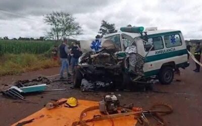 Tragedia en Canindeyú: Choque entre ambulancia y camioneta deja tres muertos
