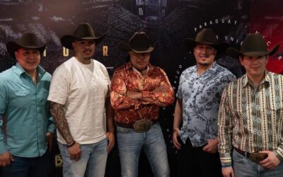 El grupo mexicano Bronco presentó su nuevo disco en vivo