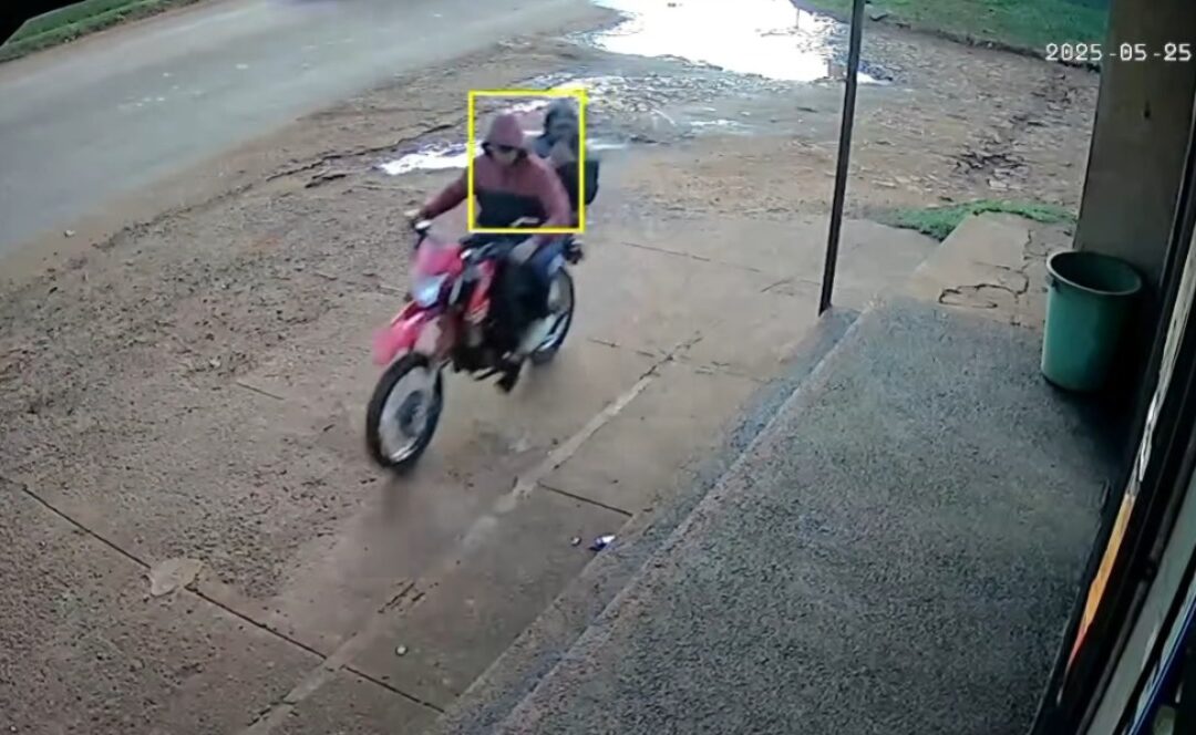 Motoasaltante muere atropellado tras asalto y persecución en Hernandarias