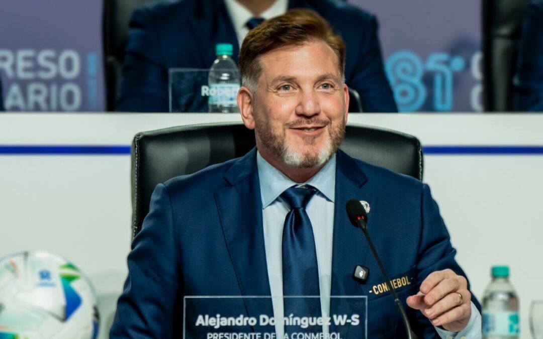 Alejandro Domínguez tras su reelección: “Renuevo mi compromiso con ustedes”