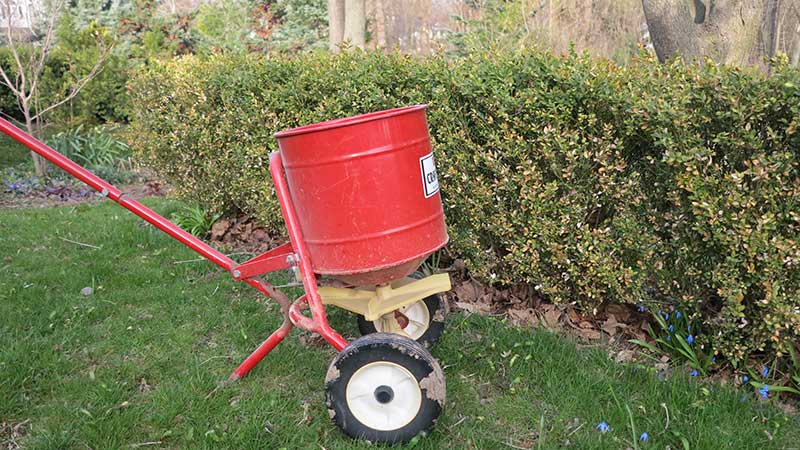 October is good time for lawn fertilizer.