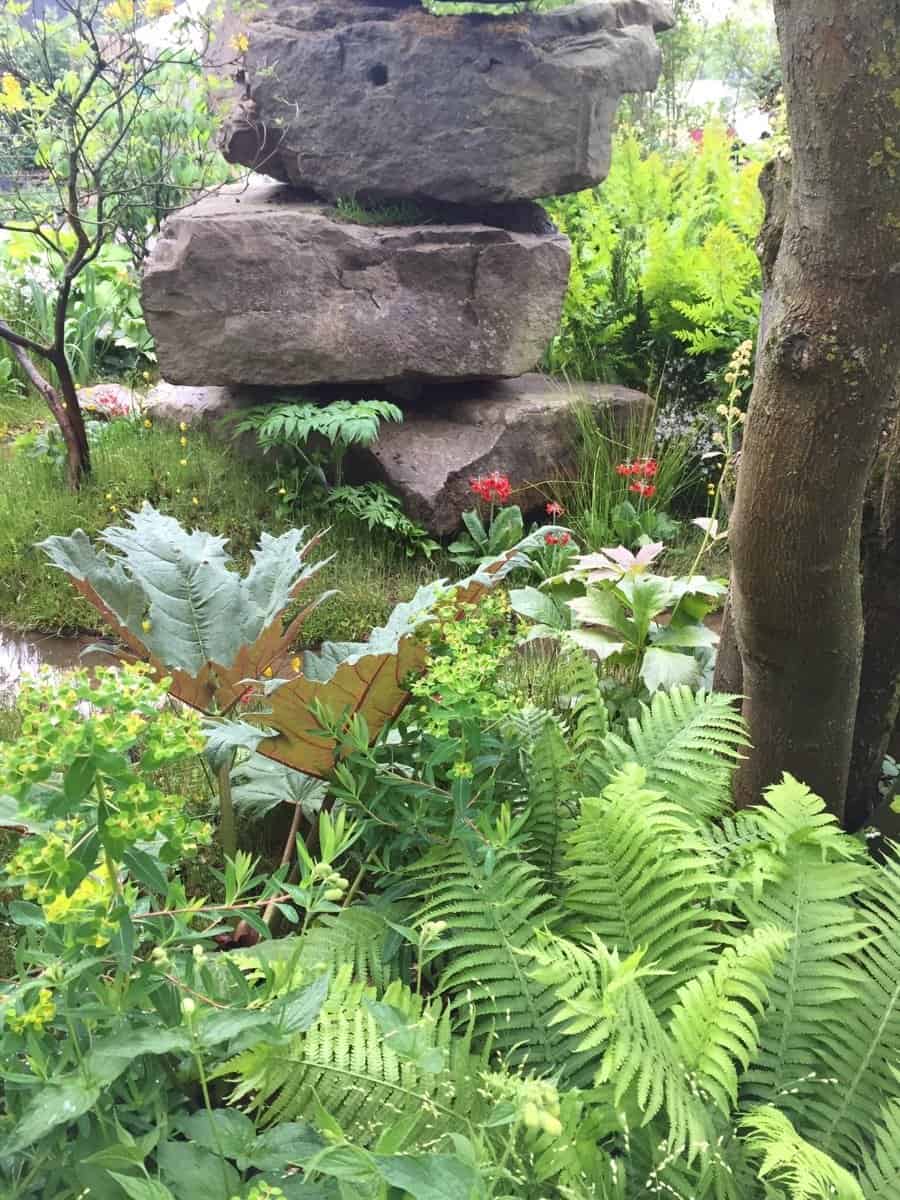 Dan Pearson's recreation of the trout stream at Chatsworth Garden was the crowd and judges' favourite. It won gold and President's Choice award.