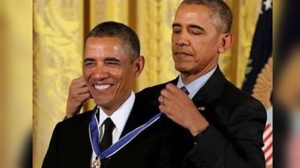 Obama Awards Himself Meme Template and Creator