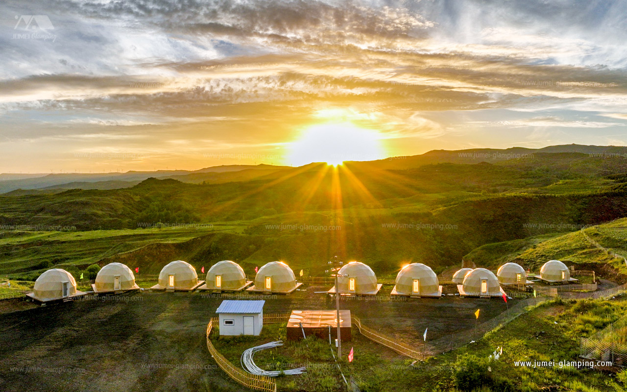 Experience Elegance in Nature: The Best Glamping Destinations