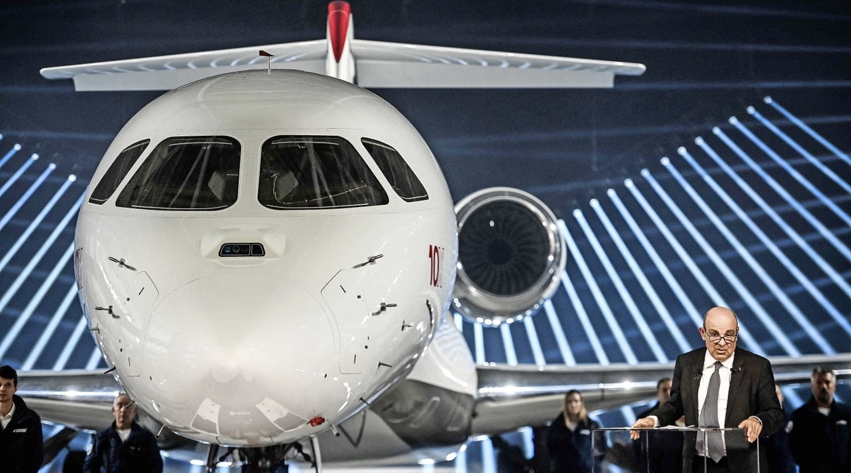 Dassault Positions Falcon 10X to Challenge Gulfstream and Bombardier in Ultra Long-Range Market
