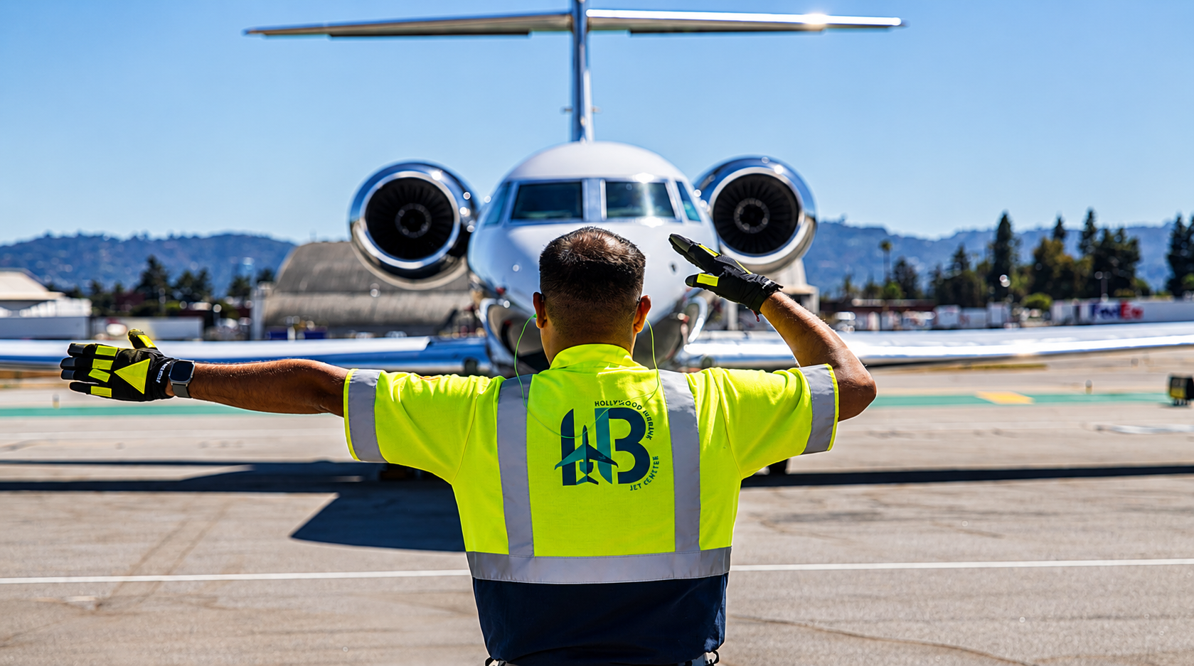 Hollywood Burbank Airport Joins Paragon Aviation Group