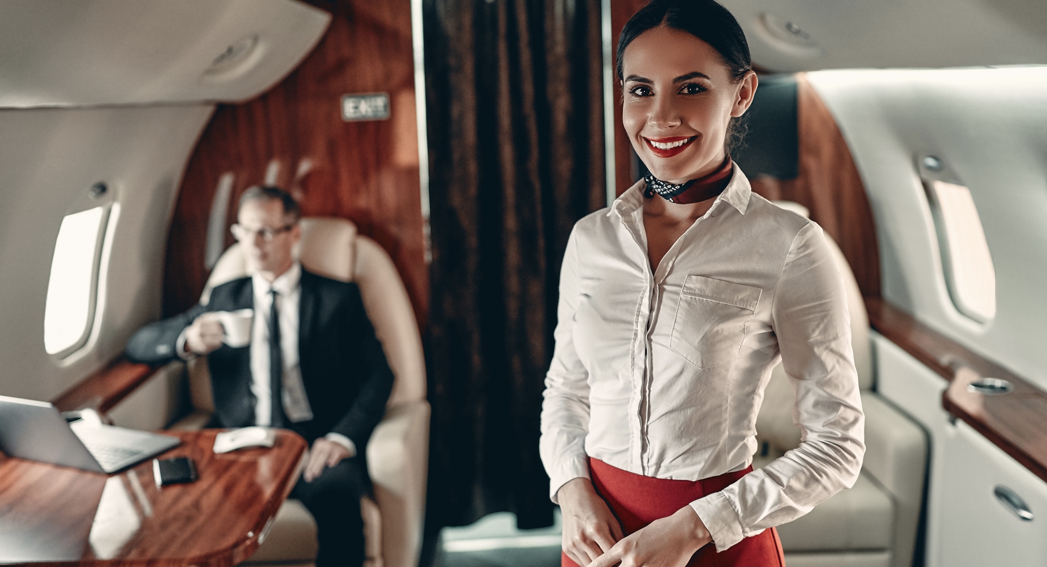 VVIP Flight Attendants in the U.S. vs Europe: Key Differences in Business Aviation
