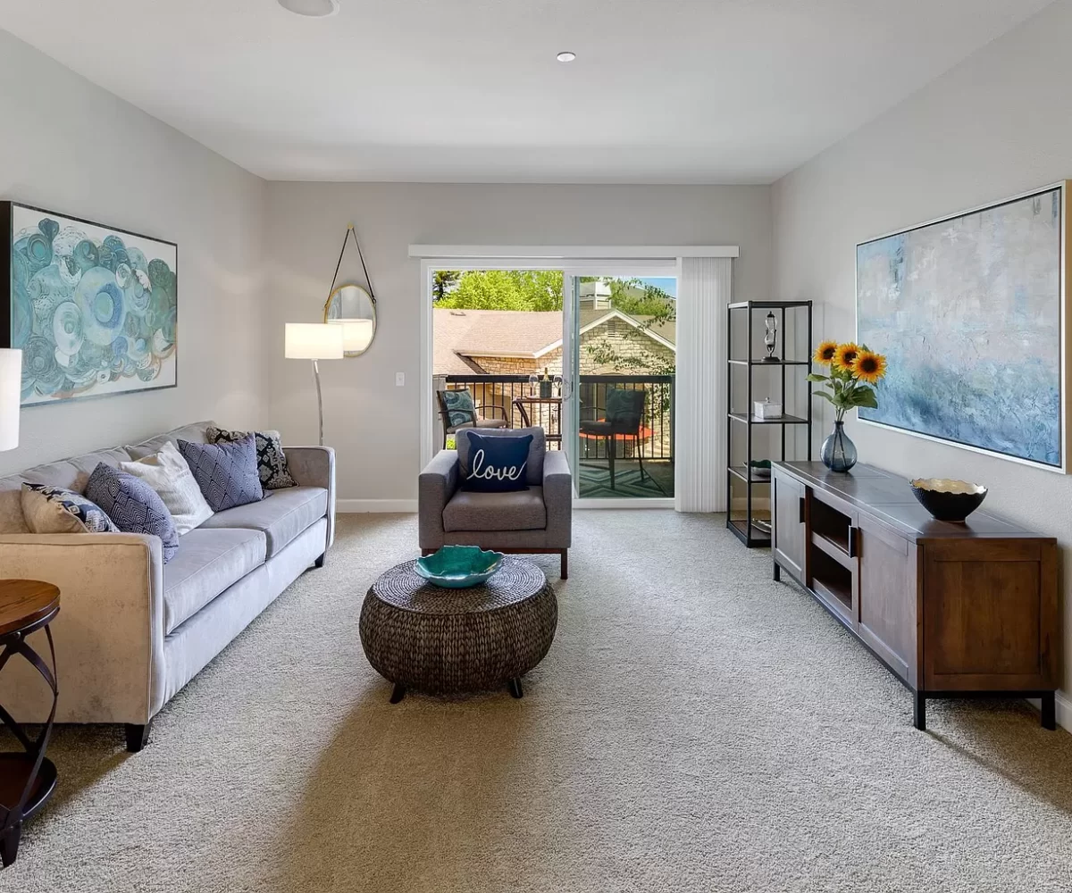 Living room in furnished corporate apartment located in Santa Rosa, CA