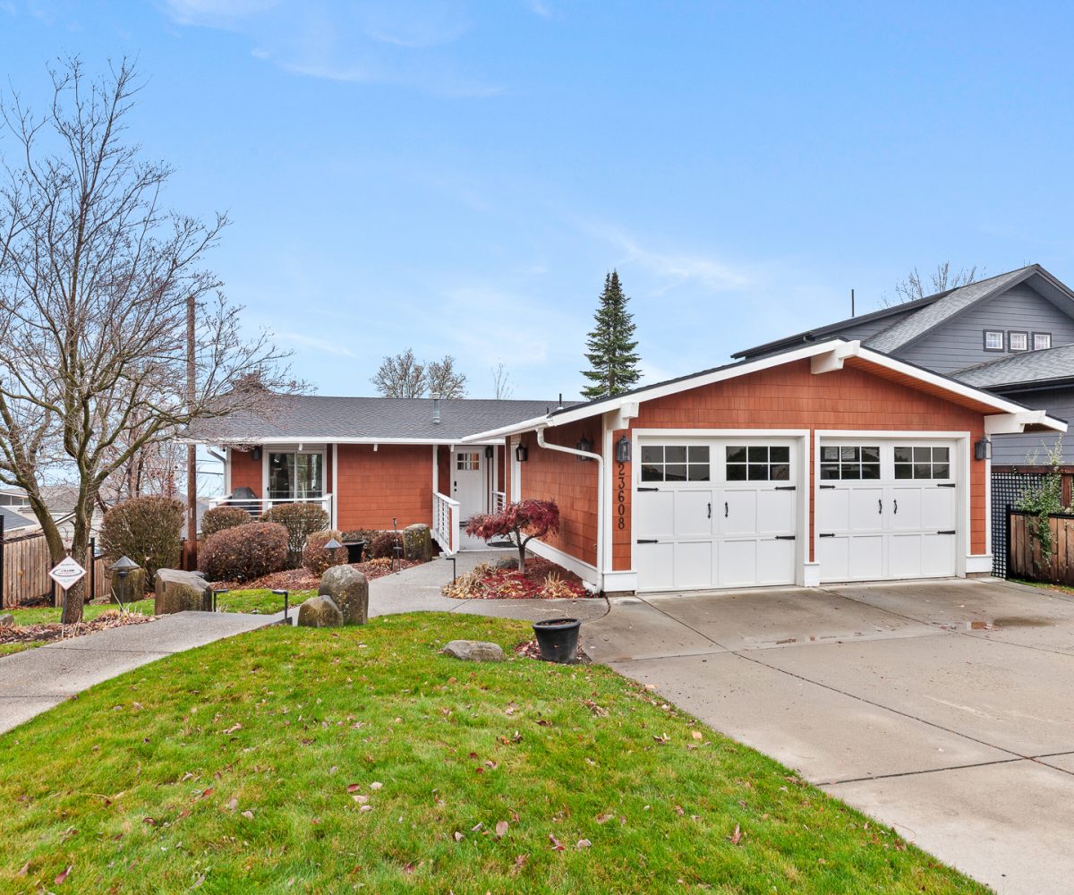 Front exterior of furnished home in Liberty Lake, WA.