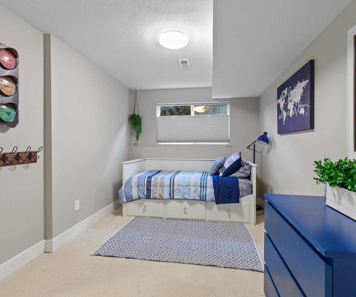 Third bedroom in furnished home located in Liberty Lake, WA.