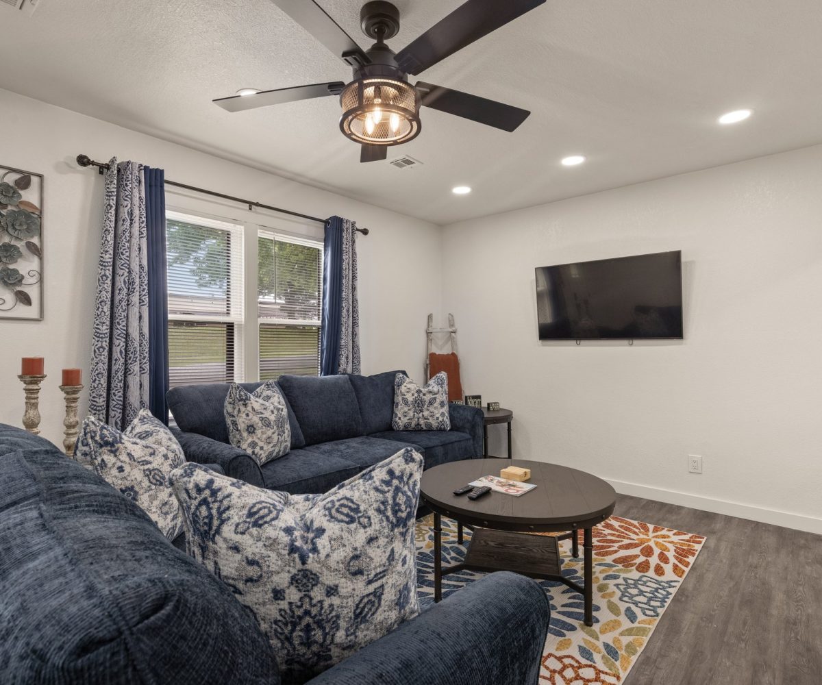 Smart TV in furnished home located in Tulsa, Ok.