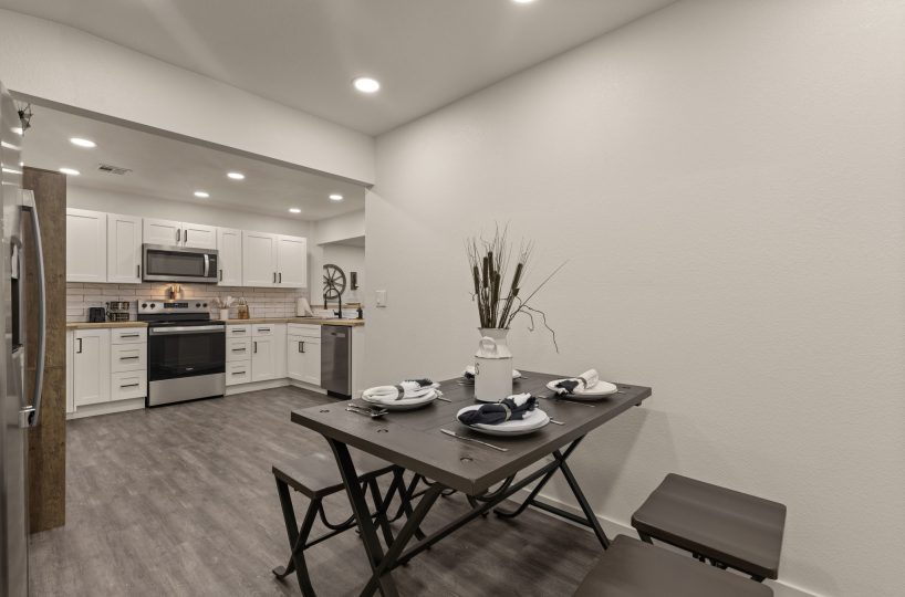 Dining area in furnished home in Tulsa, OK.