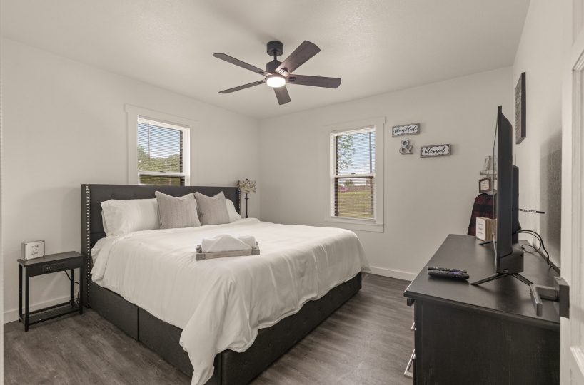 Master bedroom in furnished home in Tulsa, OK.