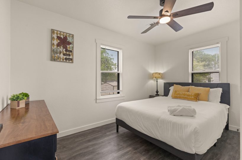 Second bedroom in furnished home located in Tulsa, OK.