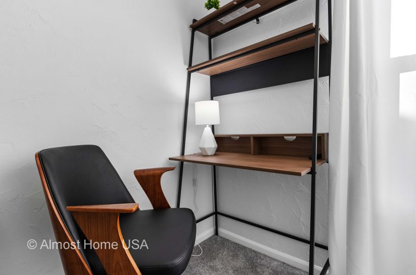 Workstation in furnished rental in Sturgeon Bay, WI.