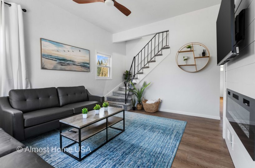 Furnished living room in furnished rental in Sturgeon Bay, WI.