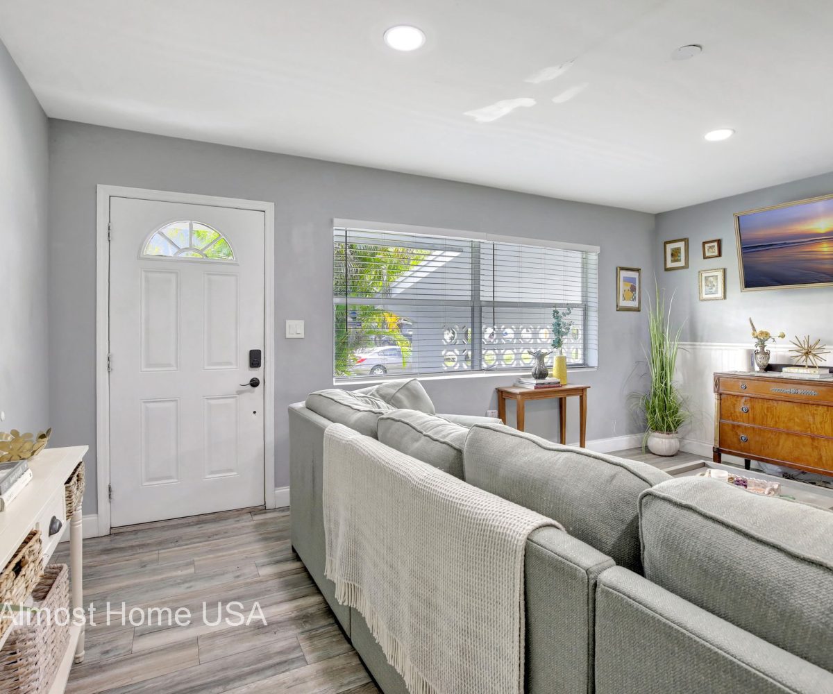 Furnished living room in home located in Miami, FL.