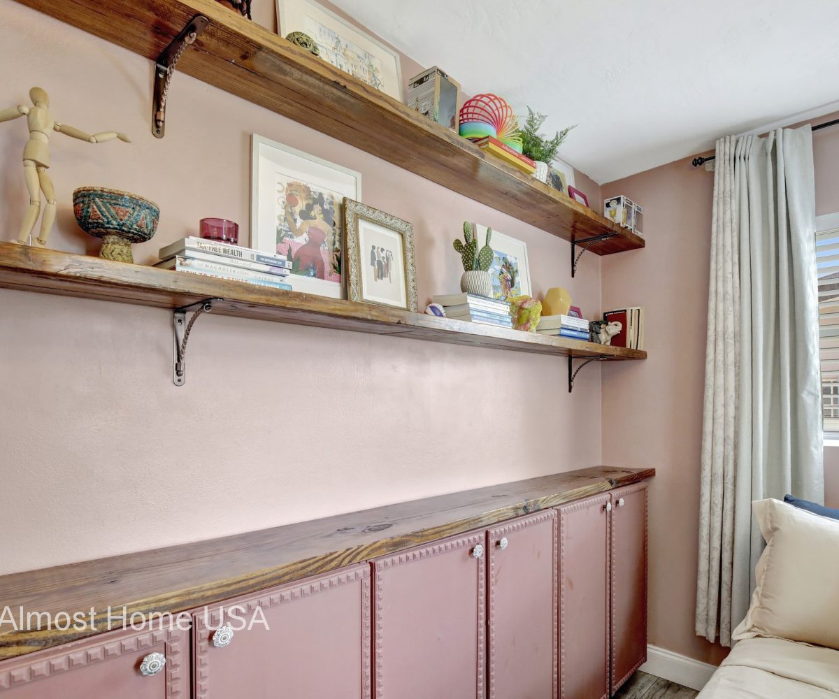Shelving space in third bedroom located in Miami, FL.