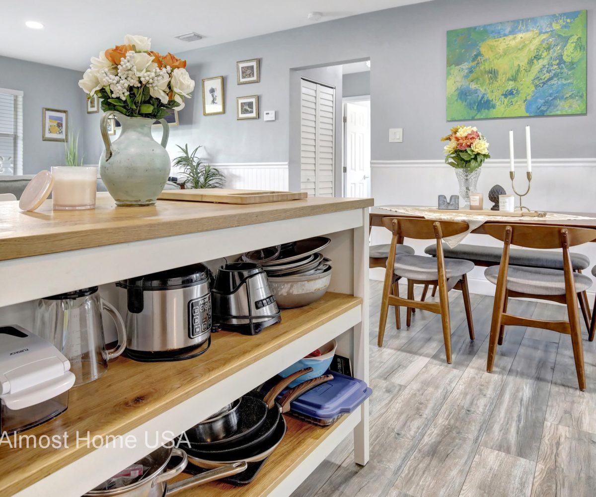 Kitchen tools in furnished home located in Miami, FL.