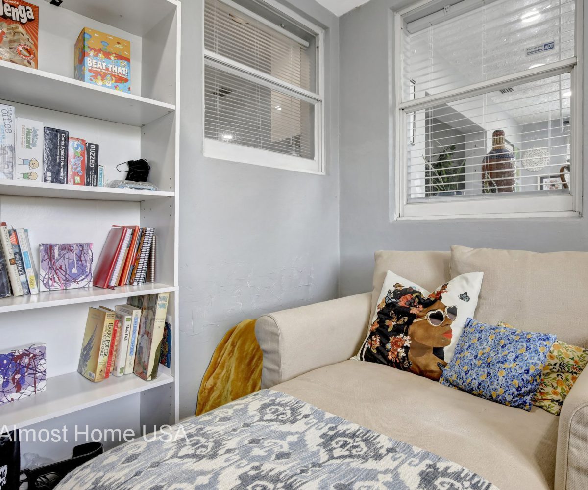 Built-in Bookshelf in furnished home located in Miami, FL.