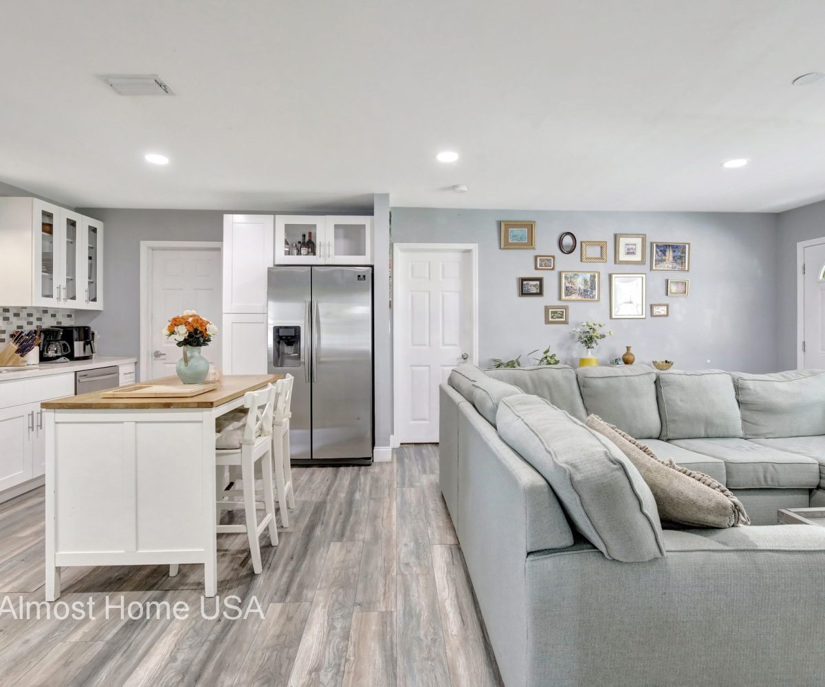 Stainless steel appliances in furnished home for corporate housing in Miami, FL.