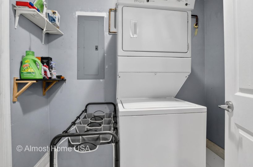 Washer and dryer in furnished home located in Miami, FL.
