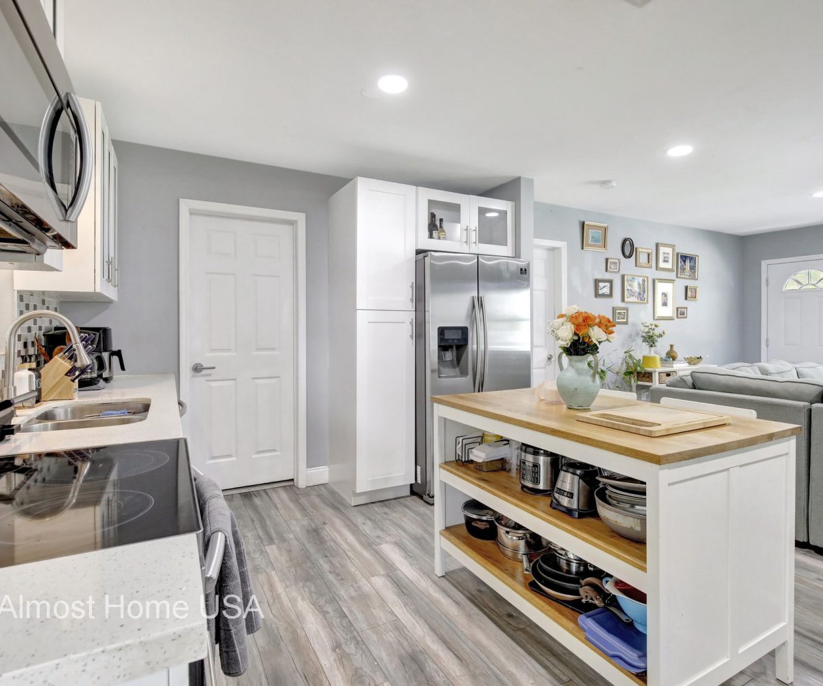 Updated kitchen in furnished home located in Miami, FL.