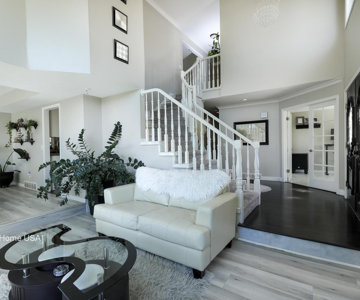 Front entry of furnished 5 bedroom home in Holladay, UT.
