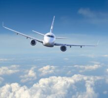 Airplane descent can cause ear pain