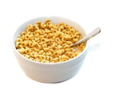 Cheerios in a bowl as the basis for the best breakfast to lower cholesterol