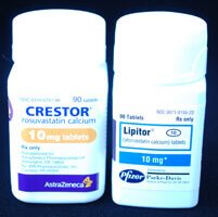 a bottle of crestor and a bottle of lipitor