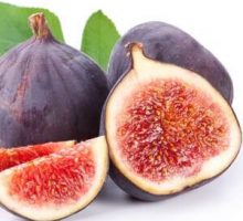 figs cut and whole