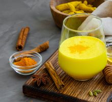 Golden milk containing turmeric for hip bursitis pain