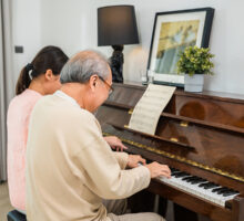 Older people playing piano improve their memories