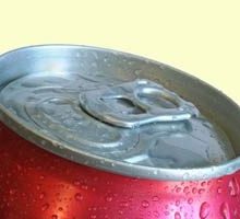 a can of cola high in fructose