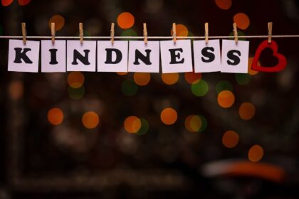 practicing kindness has health benefits