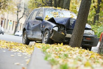 Car crash into tree