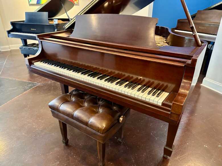 Steinway & Sons Model M
