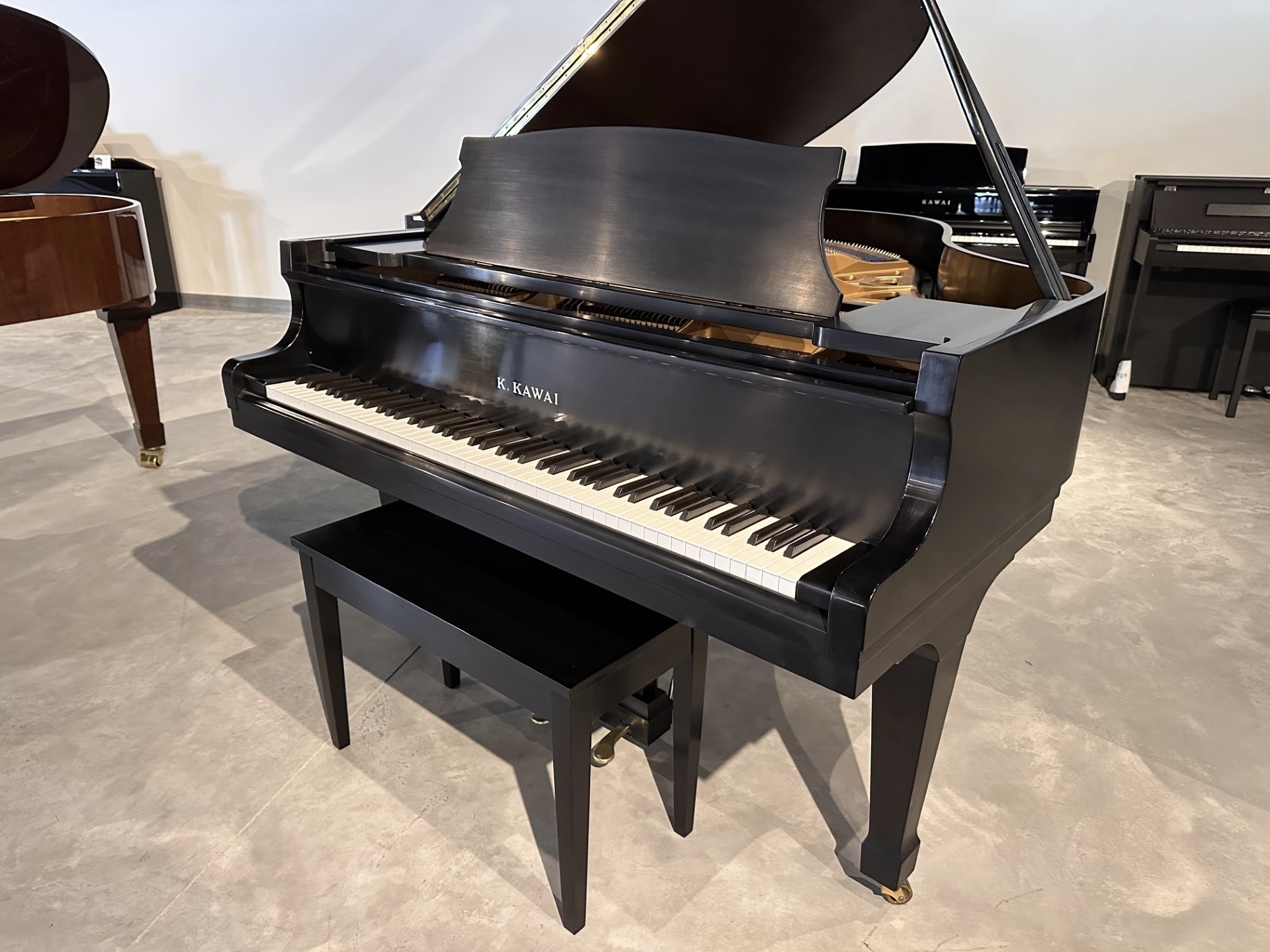Kawai KG-2D Grand