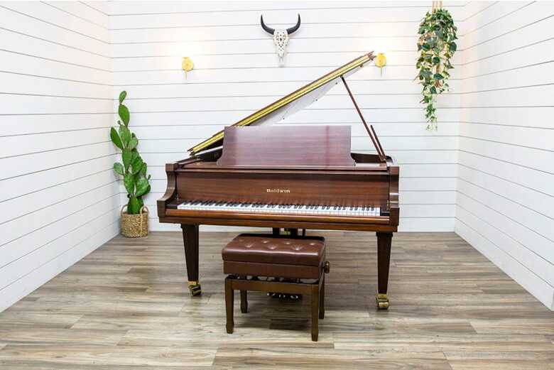 1995 Baldwin L Grand Piano