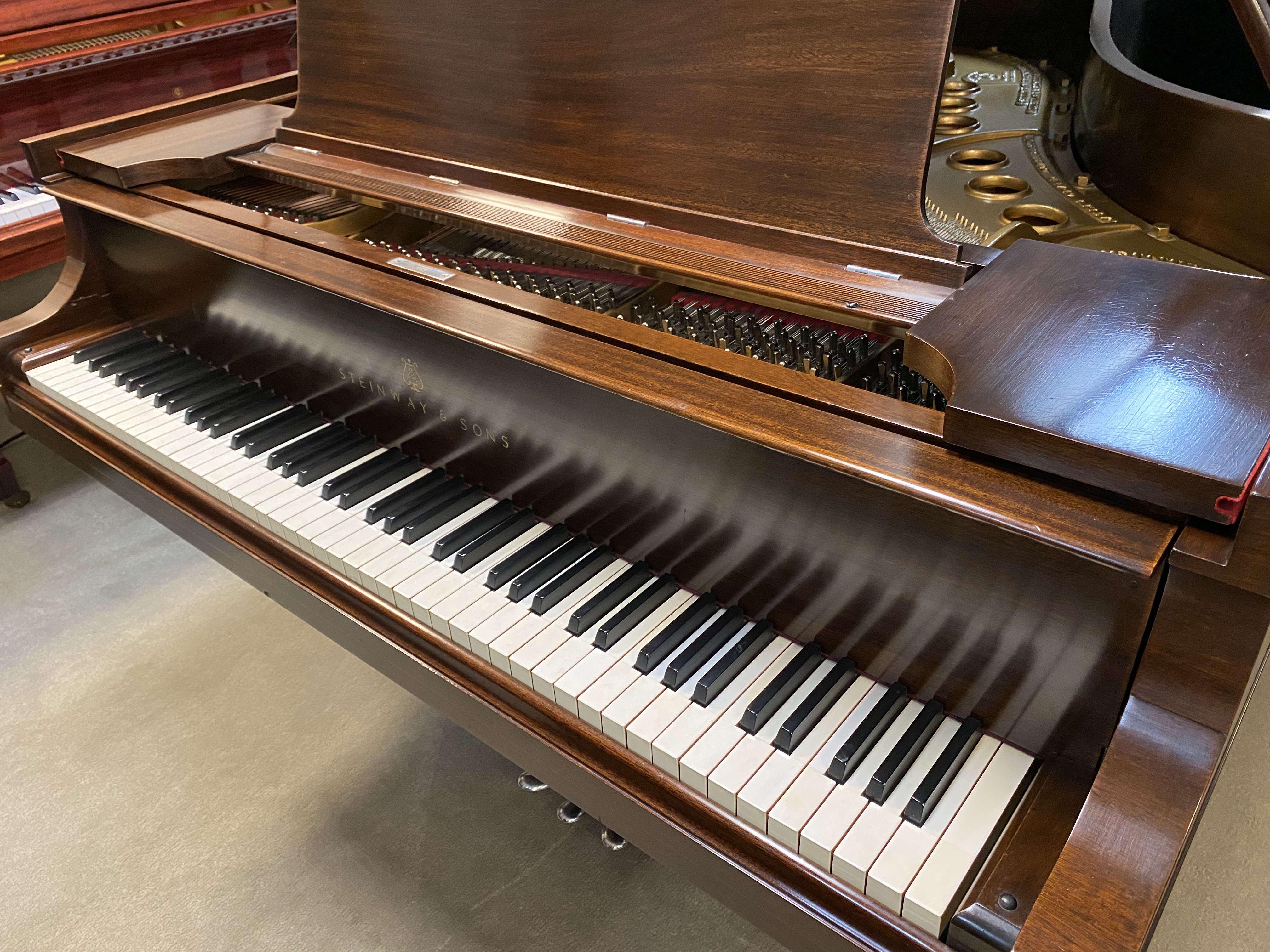 Steinway M Baby Grand (PENDING)