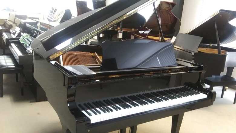 Young Chang G-150 Baby Grand (PENDING)
