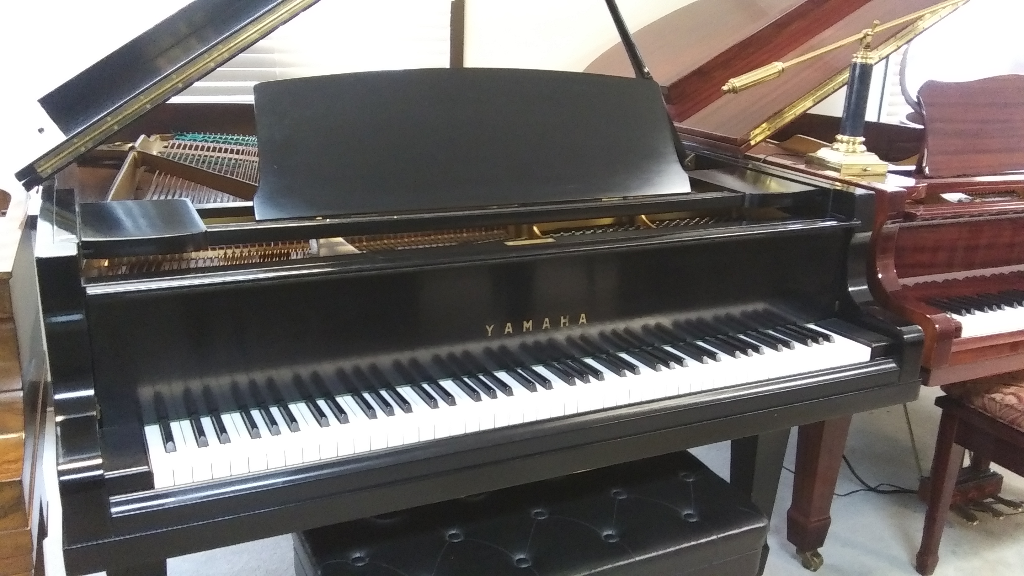 Yamaha G5 Grand Piano