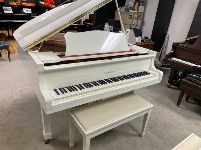 Yamaha G1 Baby Grand